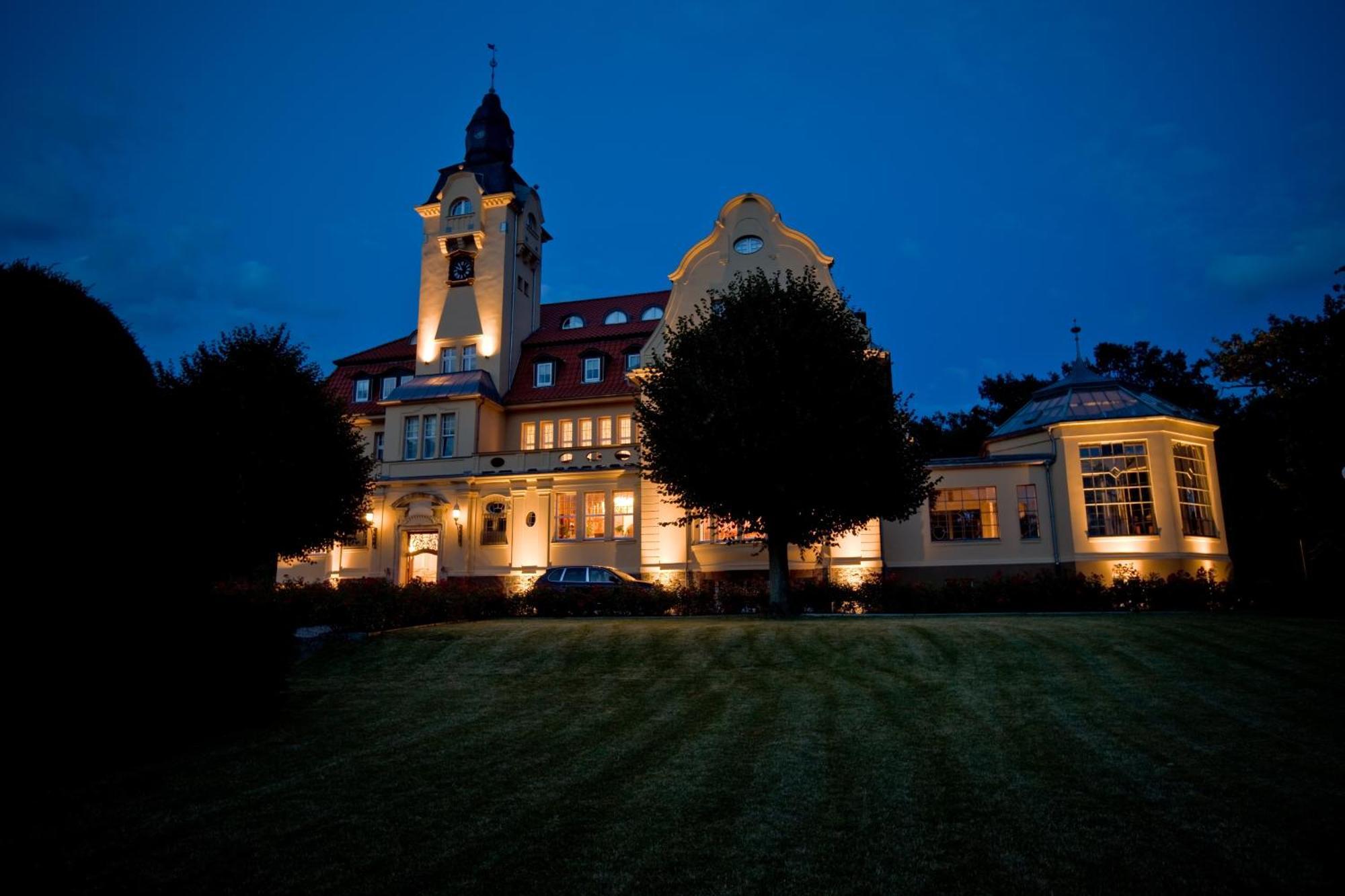Bernsteinschloss Wendorf  Exterior photo