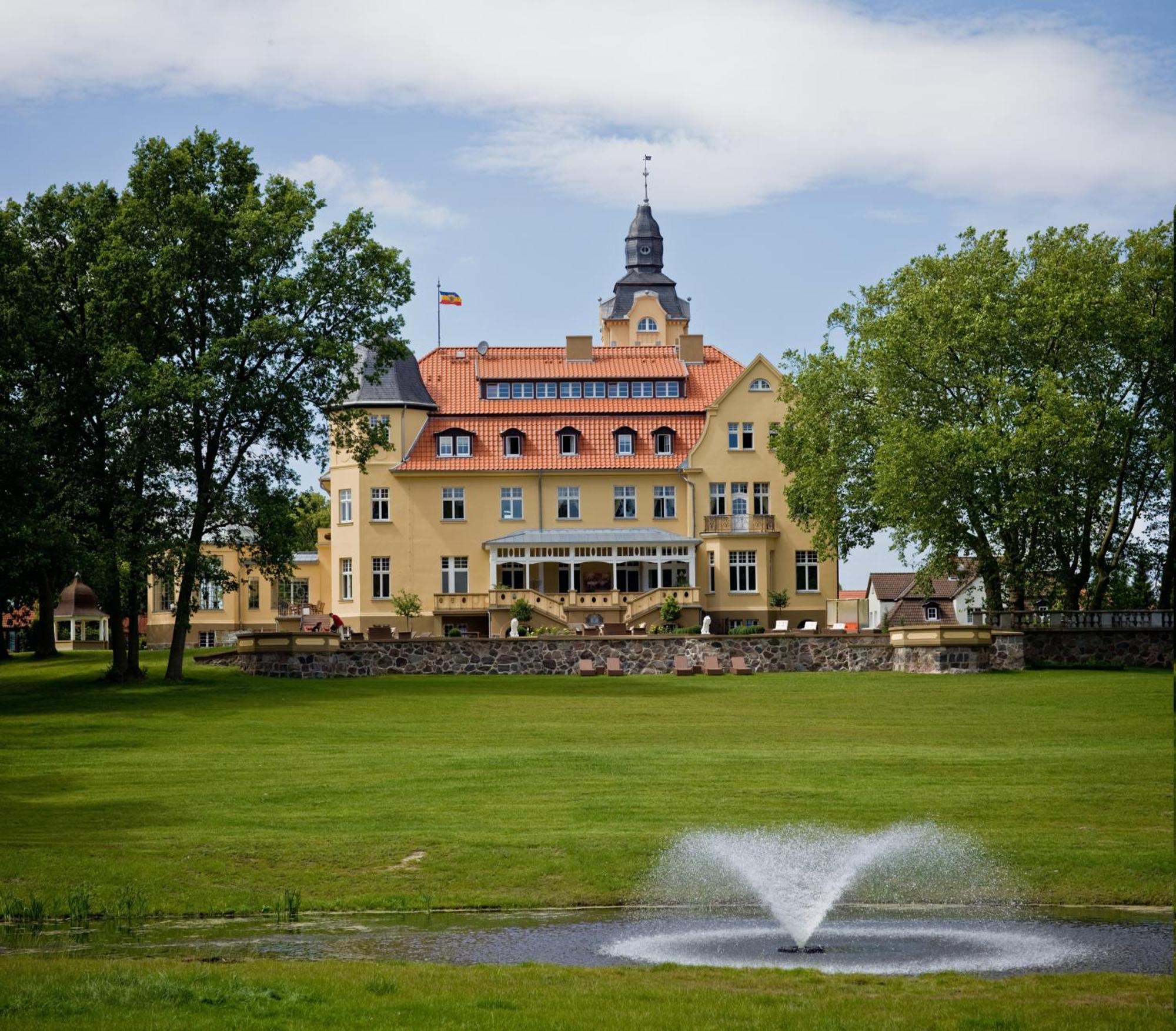 Bernsteinschloss Wendorf  Exterior photo